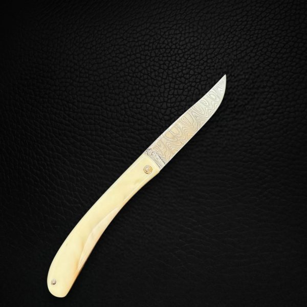 couteau pliant en ivoire de phacochère