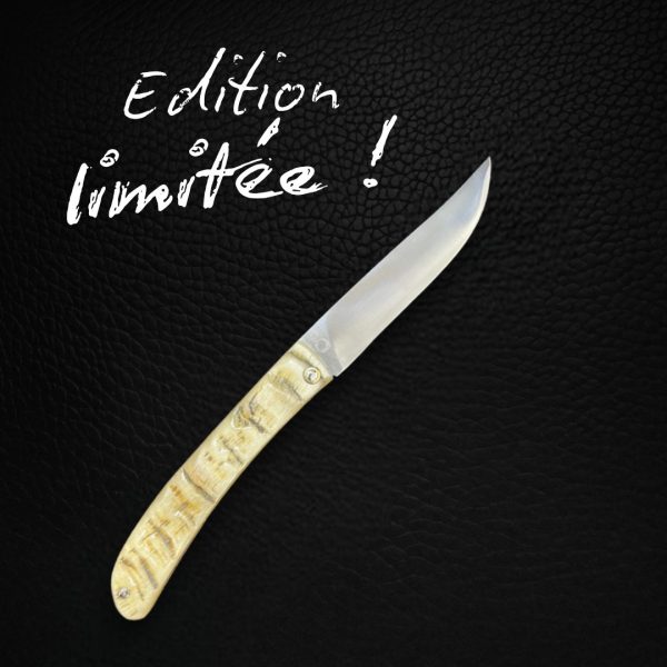 Couteau pliant en corne de bélier