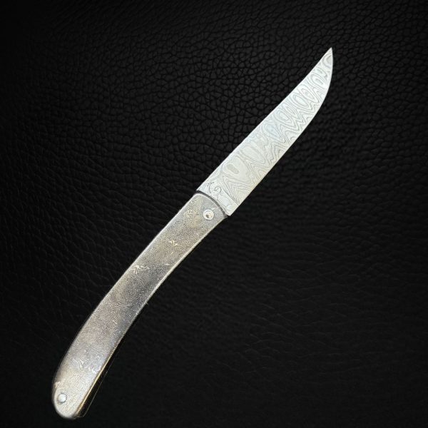 Couteau pliant en carbone fat soacle